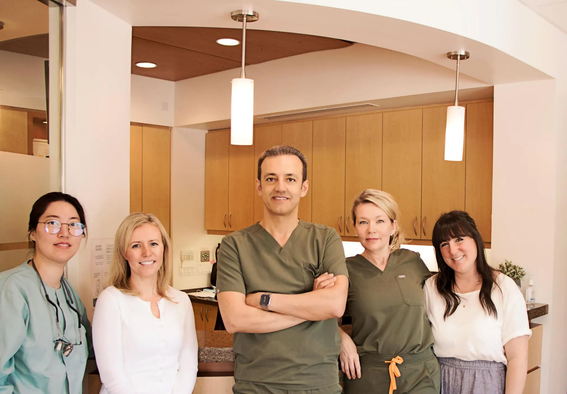 to 5 Corner Dental Dentist in Cloverdale